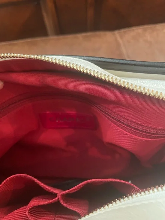 CHANEL Gabrielle Hobo Bag Black & White | Authentic - Picture 7 of 8